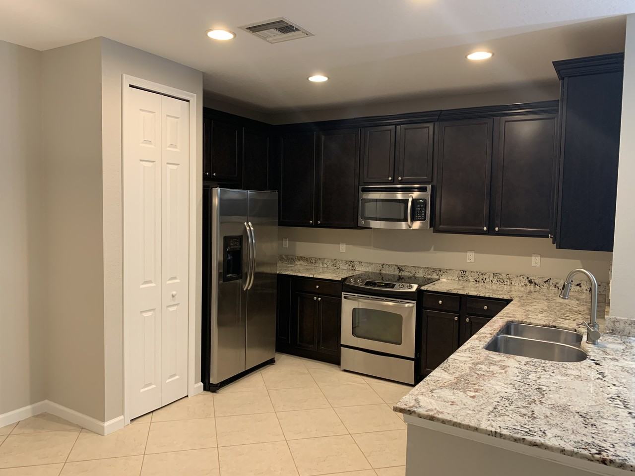 6078 Se Split Oak Trl #NA - Photo 2 of 6