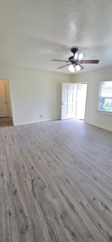 742 E Cornell Ave #742 - Photo 6 of 12