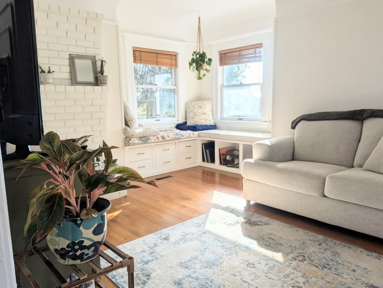 3057 Lynde St #NA - Photo 5 of 6