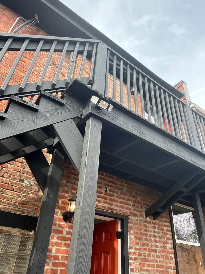 828 E Main St - Photo 4 of 4