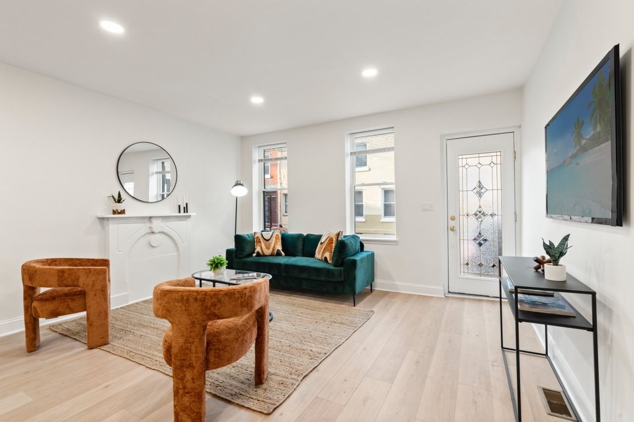 1638 Latona St - Photo 7 of 20