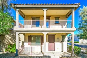 featured image of 7032 S 7th Ln