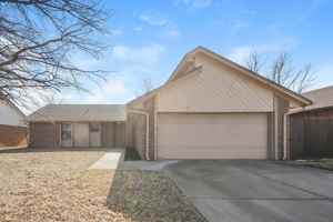 featured image of 808 Waterview Rd