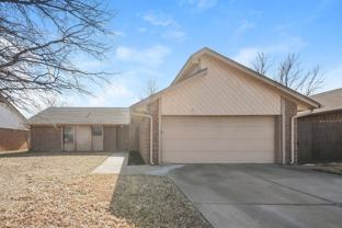 808 Waterview Rd - Photo 1 of 1