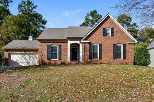 featured image of 707 Trailing Rock Dr