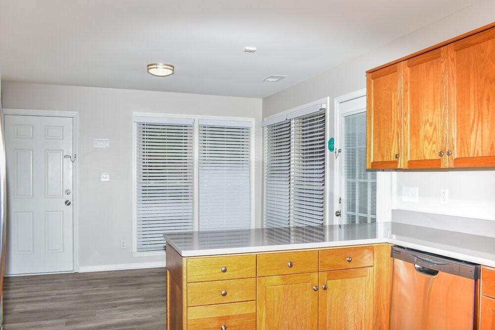 707 Trailing Rock Dr - Photo 5 of 16