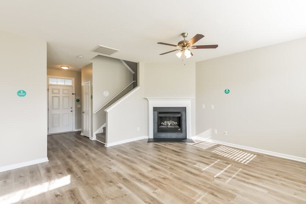 123 Sleeper Car Ln - Photo 5 of 17