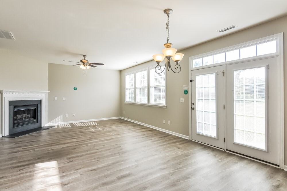 123 Sleeper Car Ln - Photo 6 of 17