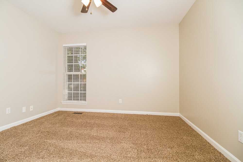 102 Vera Jean Ct - Photo 7 of 16