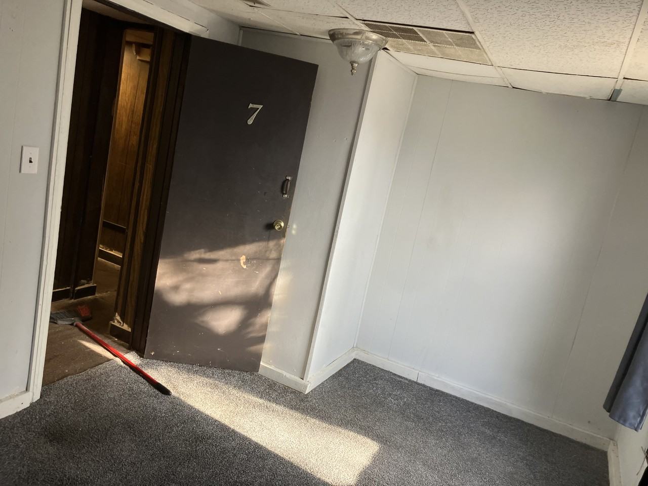 18336 Jefferson #7 - Photo 2 of 3