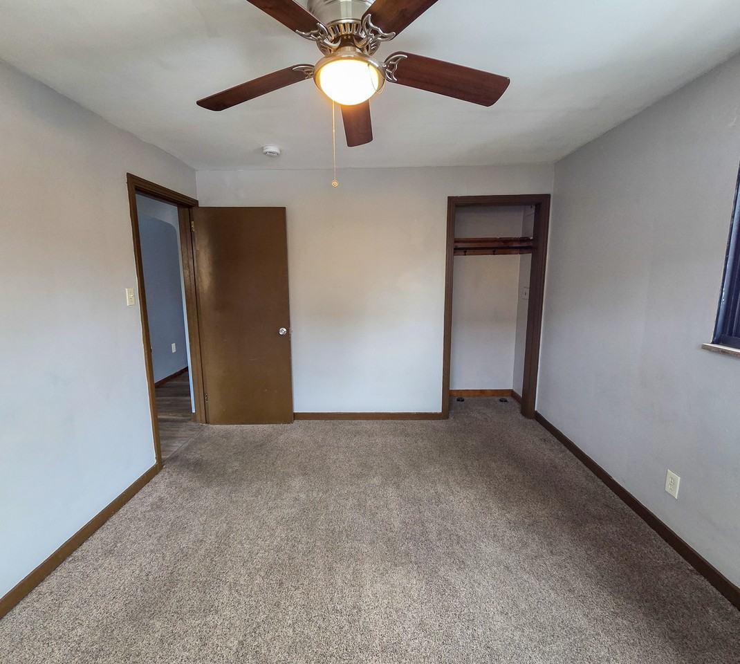 641 Broadway Ave #2 - Photo 4 of 14