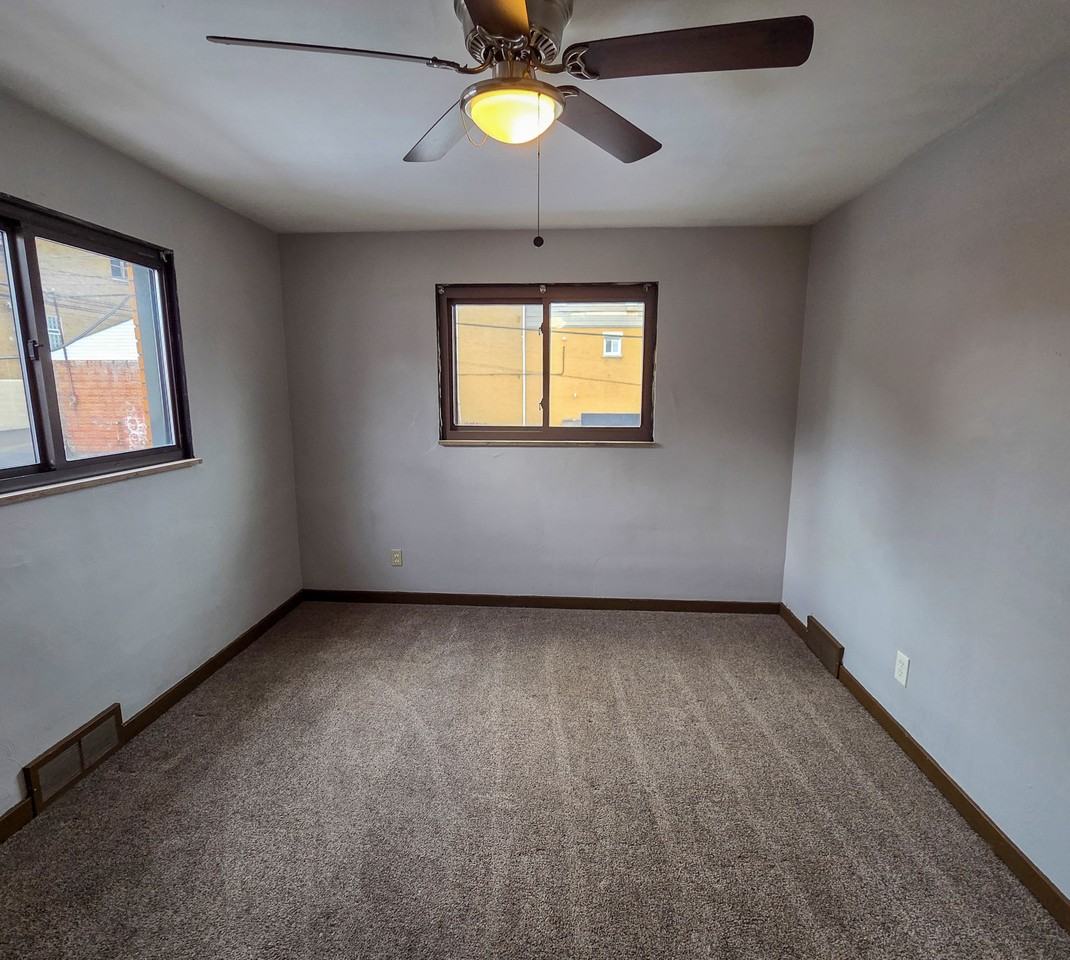 641 Broadway Ave #2 - Photo 5 of 14