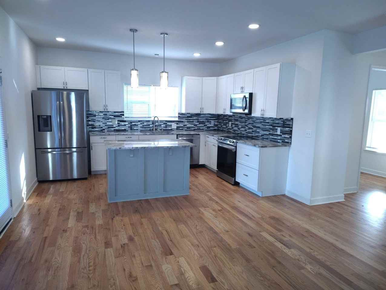 944 33rd Ave N #1 - Photo 3 of 16