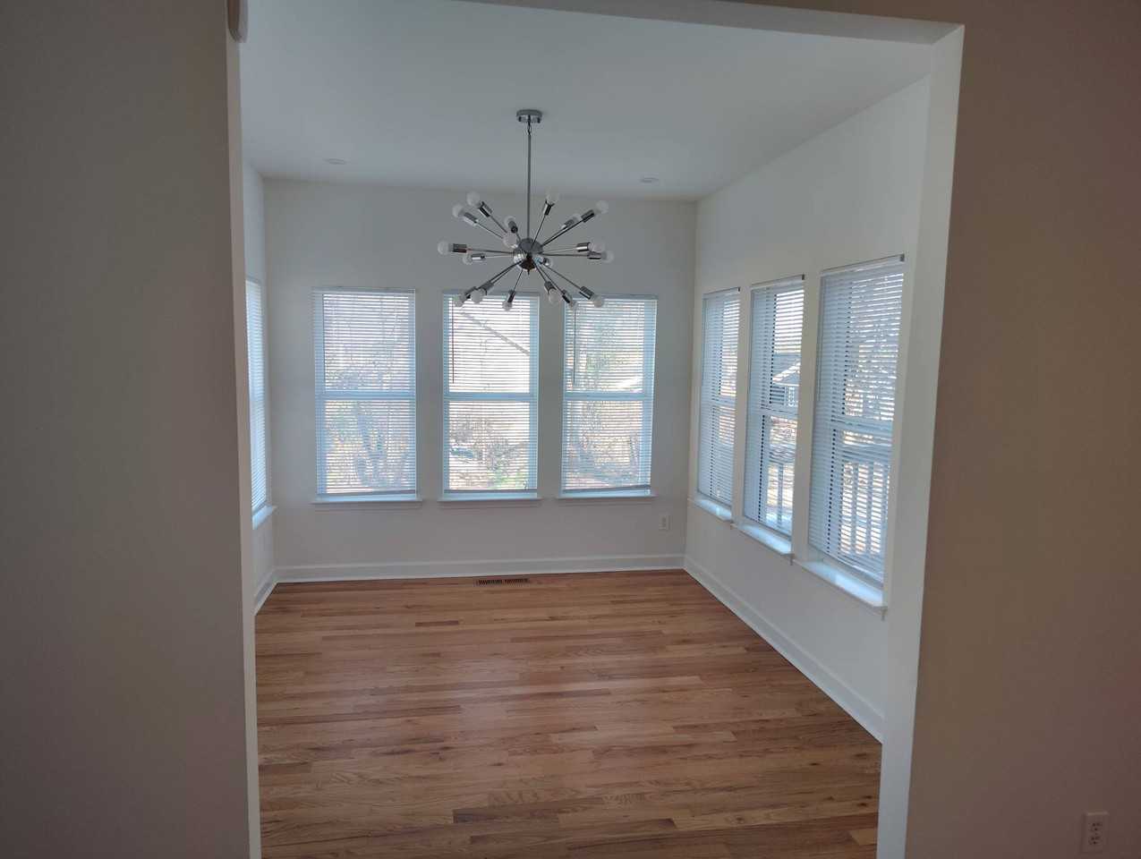 944 33rd Ave N #1 - Photo 4 of 16