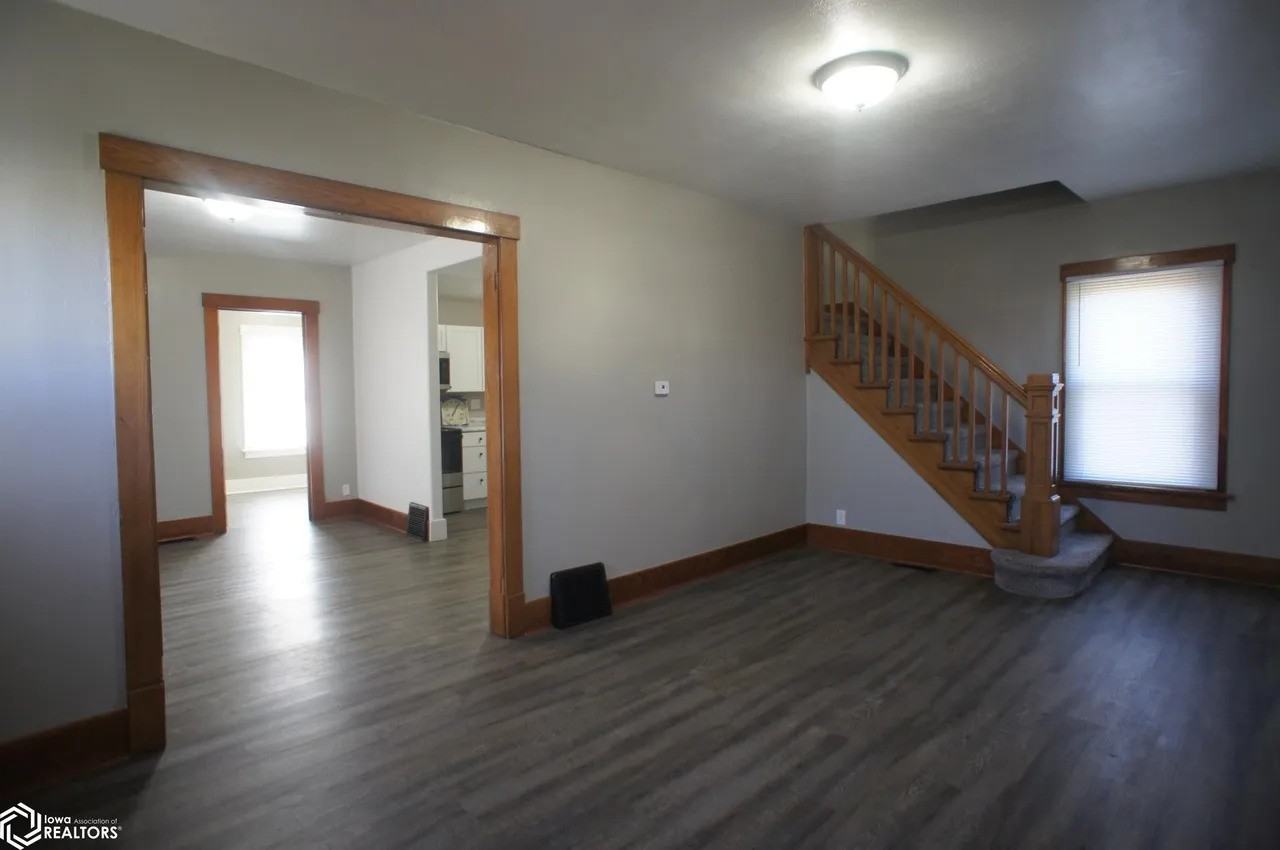 1426 2nd St #1 - Photo 4 of 21