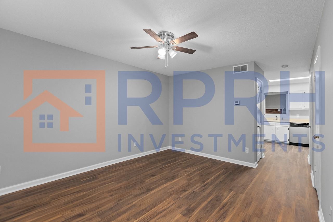 670 Cedarbrook Ct #1 - Photo 2 of 10