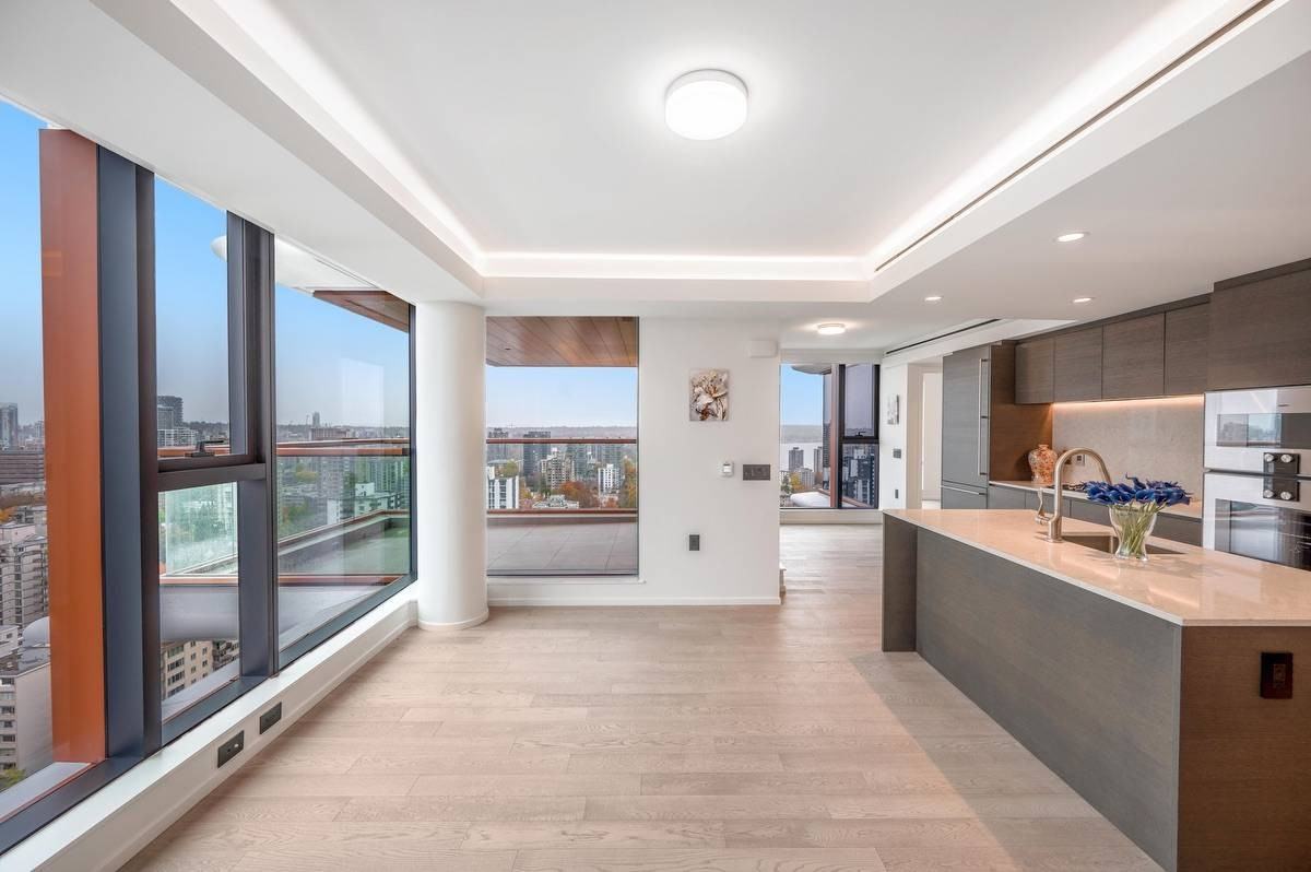 1408 Robson Street #3104 - Photo 2 of 12