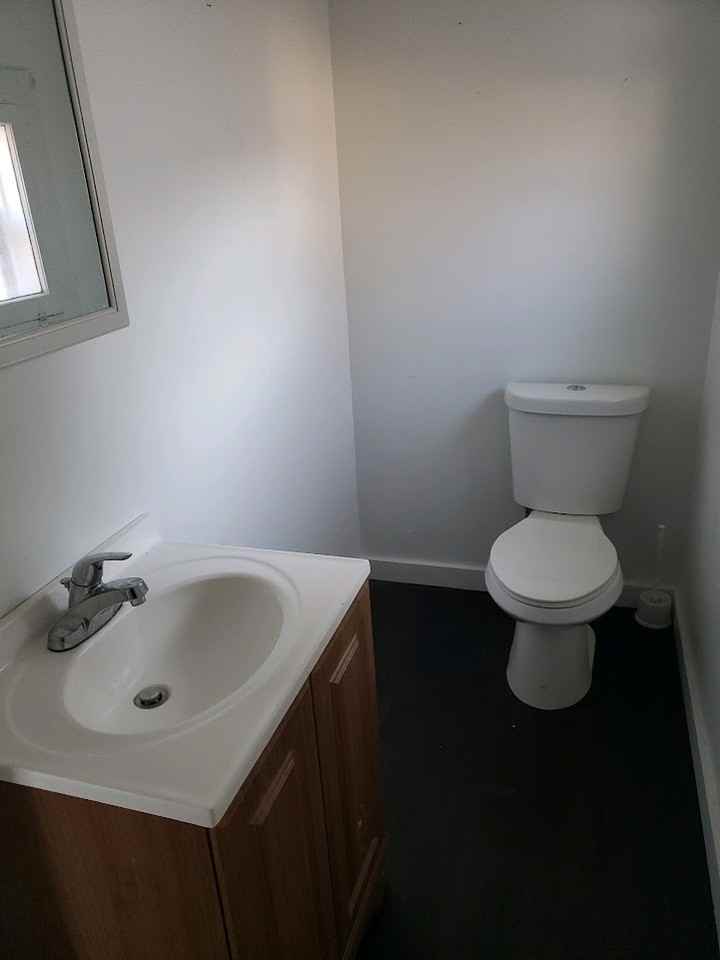 112 30th Ave N #2 - Photo 7 of 9