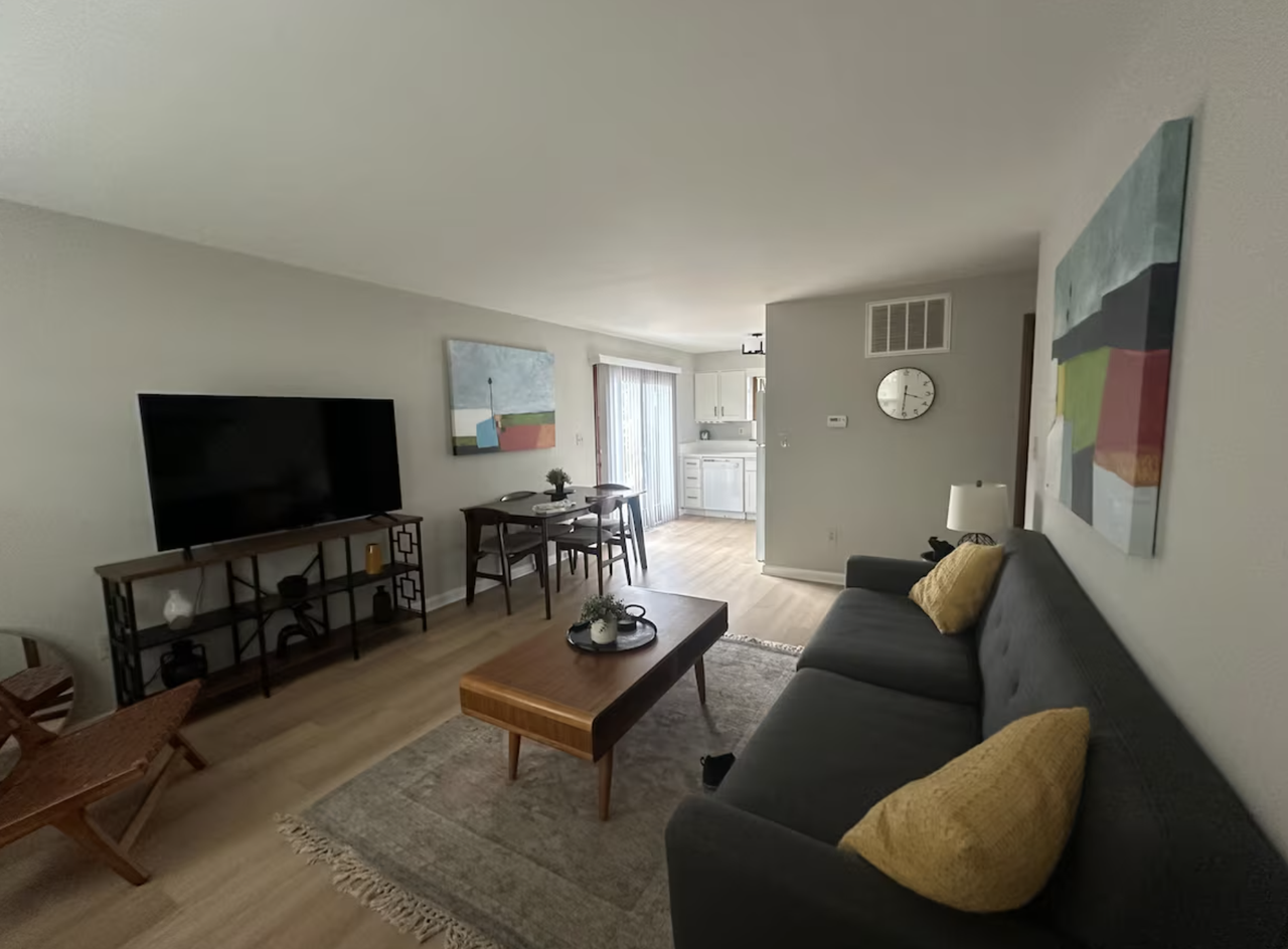 131 Newberry Ave Apt 1n #1N - Photo 2 of 13