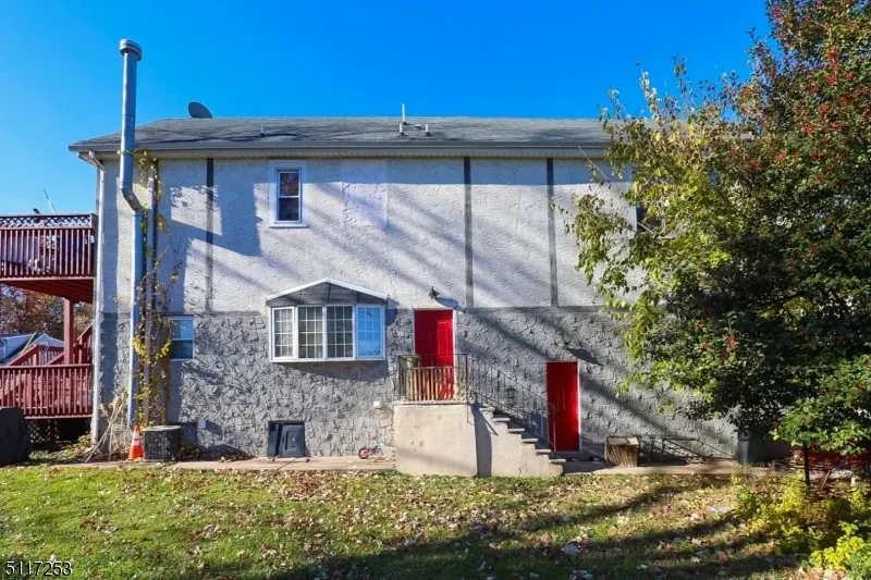 234 E 9thApt #2 - Photo 5 of 10