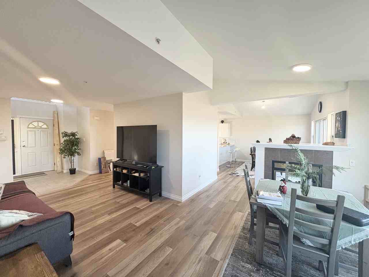 1119 Bennet Drive - Photo 4 of 23