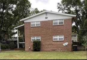 featured image of 5513 Playa Way #1