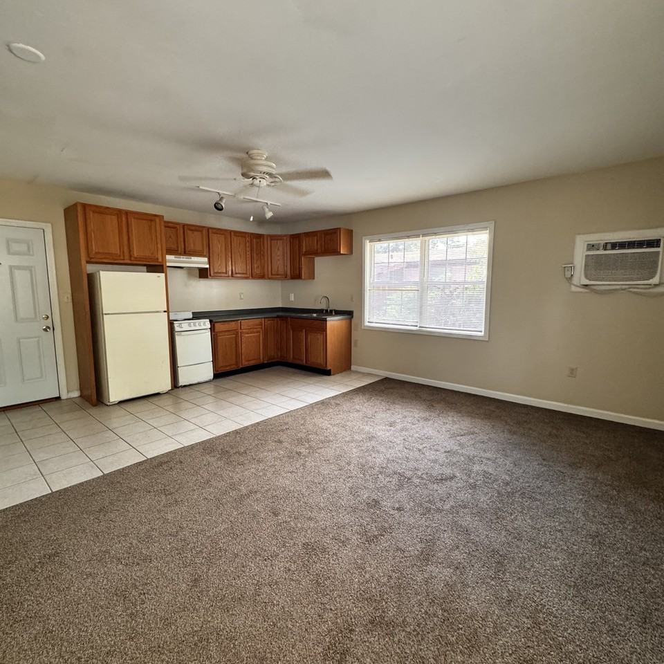 5513 Playa Way #1 - Photo 4 of 4