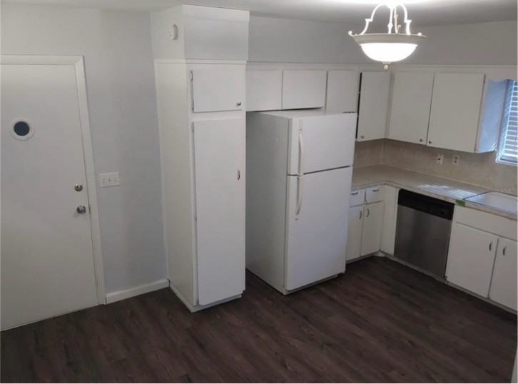 5511 Playa Way #1 - Photo 6 of 15