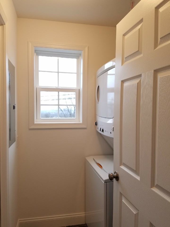 8435 Hilton St - Photo 4 of 8