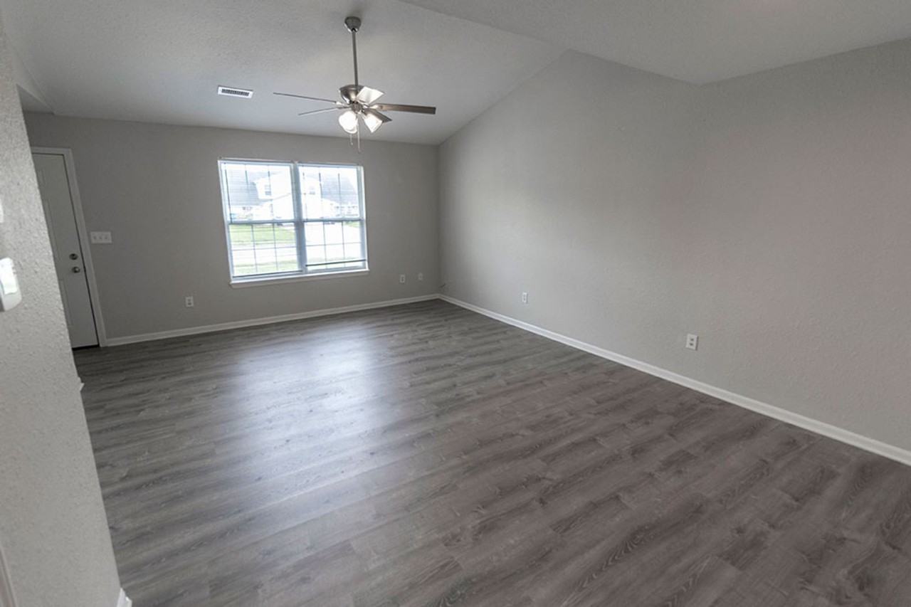 4305 Derby Ridge Dr - Photo 6 of 25