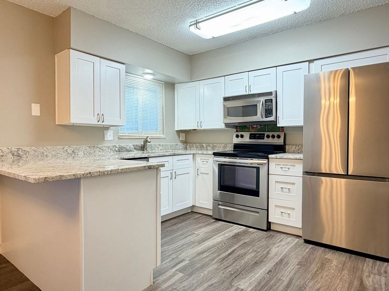 4619 S Lowell Blvd - Photo 5 of 28