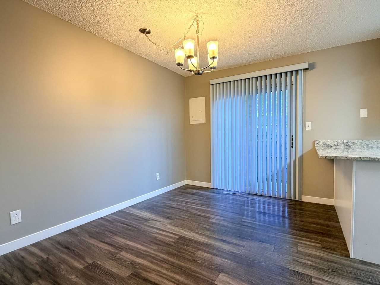 4619 S Lowell Blvd - Photo 7 of 28