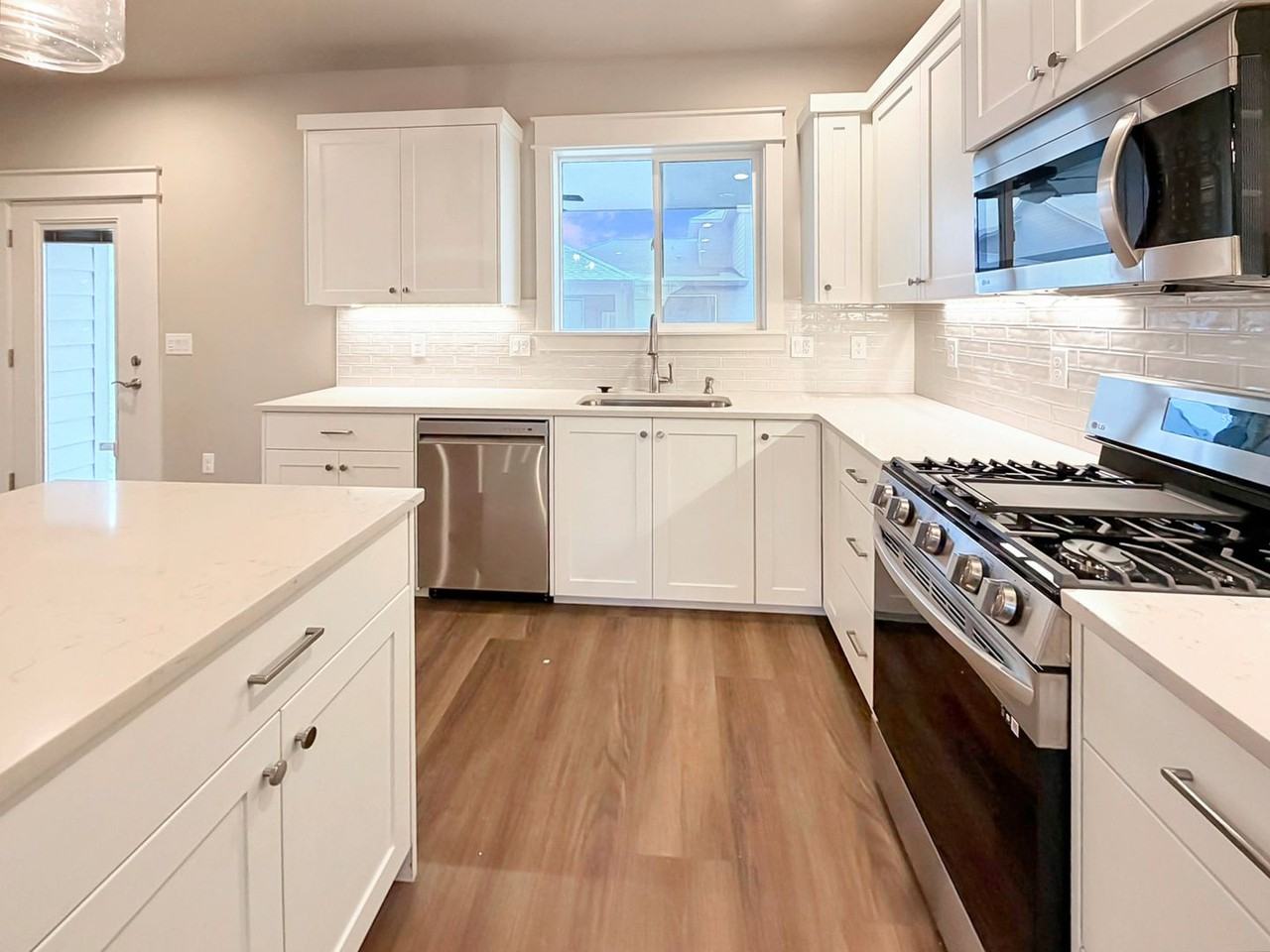 4422 E Wedge St - Photo 6 of 22