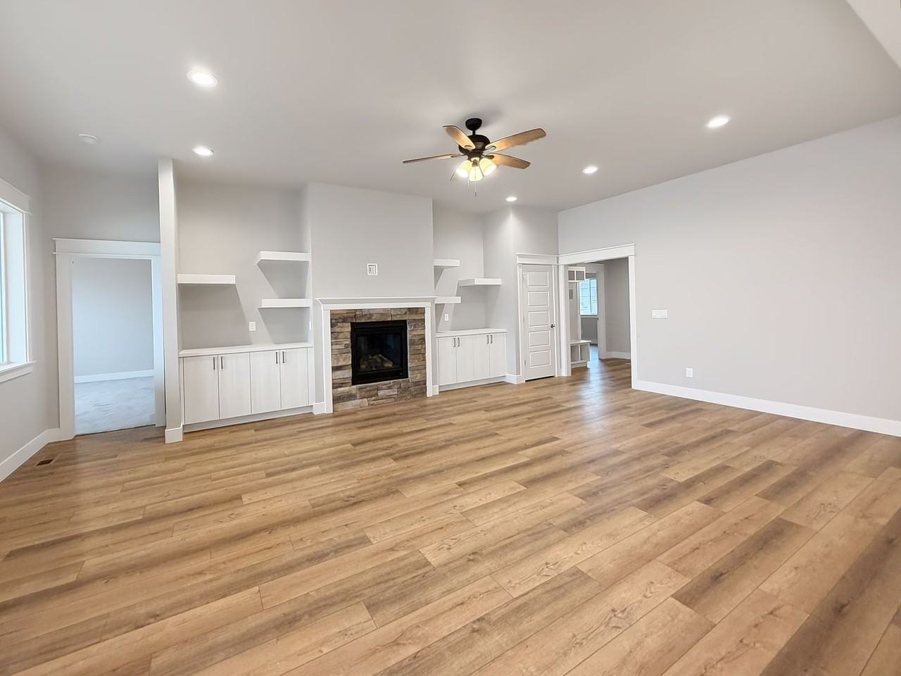 4425 E Wingate Ct - Photo 6 of 23