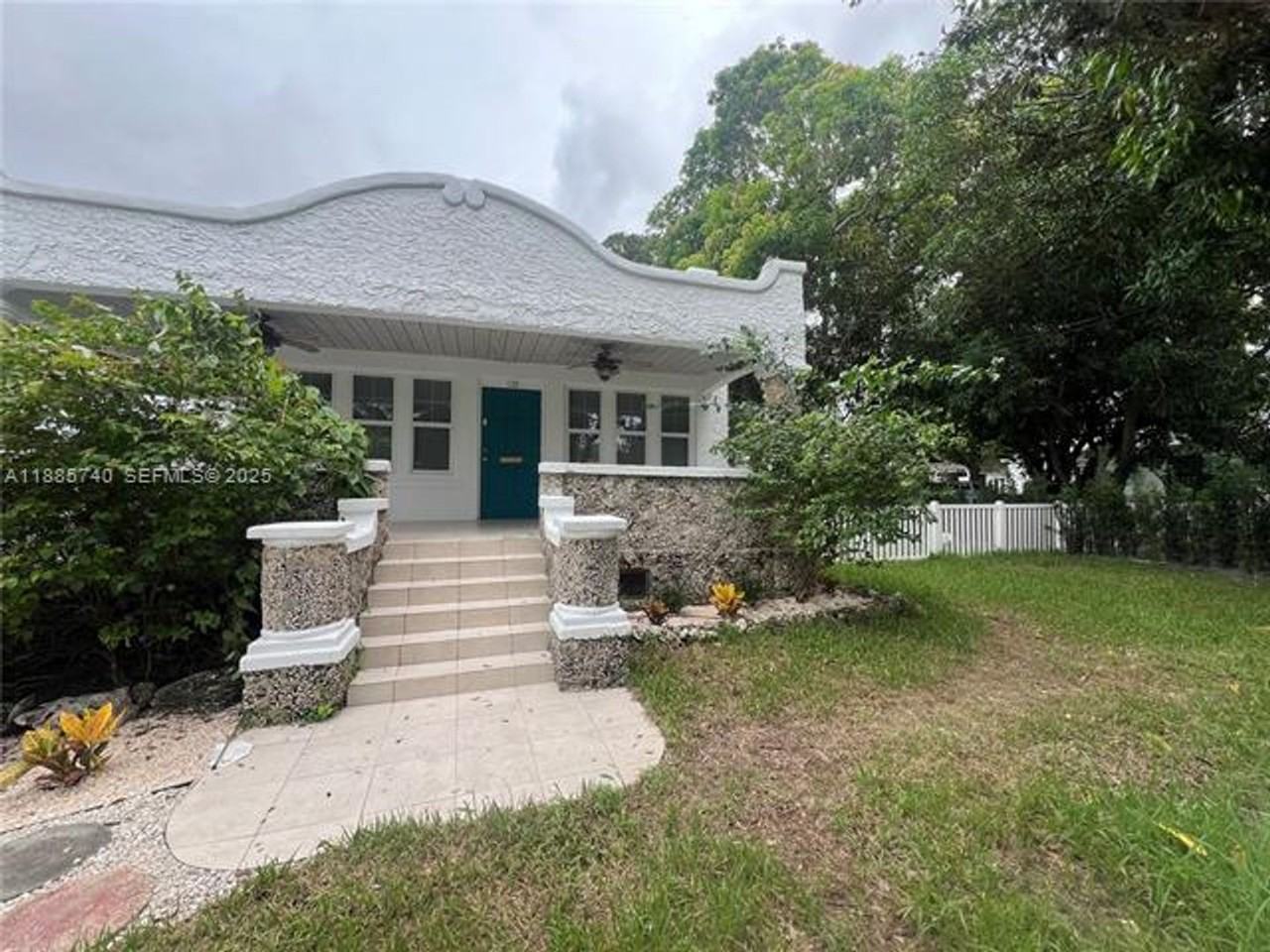 130 Sw 1st Ave #0 - Photo 2 of 38