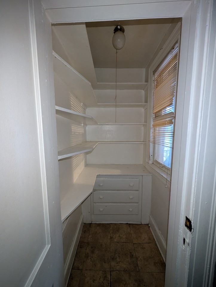 1069 Capitol Avenue - Photo 5 of 11