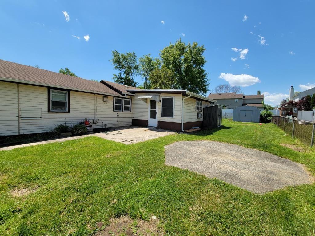 53 Salem Pl - Photo 3 of 41