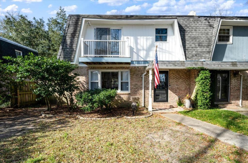 537 Braxton Ave - Photo 3 of 37