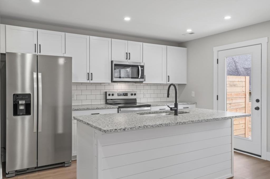 116 Shipman Dr - Photo 6 of 26