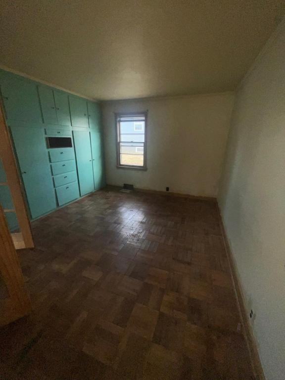 910 N 6th Ave E - Photo 2 of 8