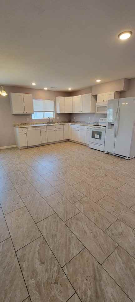 3311 11th Ave #A - Photo 7 of 17