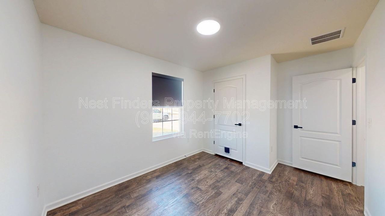 3640 Alta Lakes Blvd - Photo 4 of 25