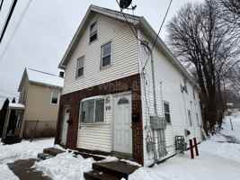 featured image of 219 Park St #2