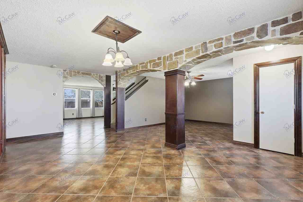 1325 Dandelion Trl - Photo 6 of 29