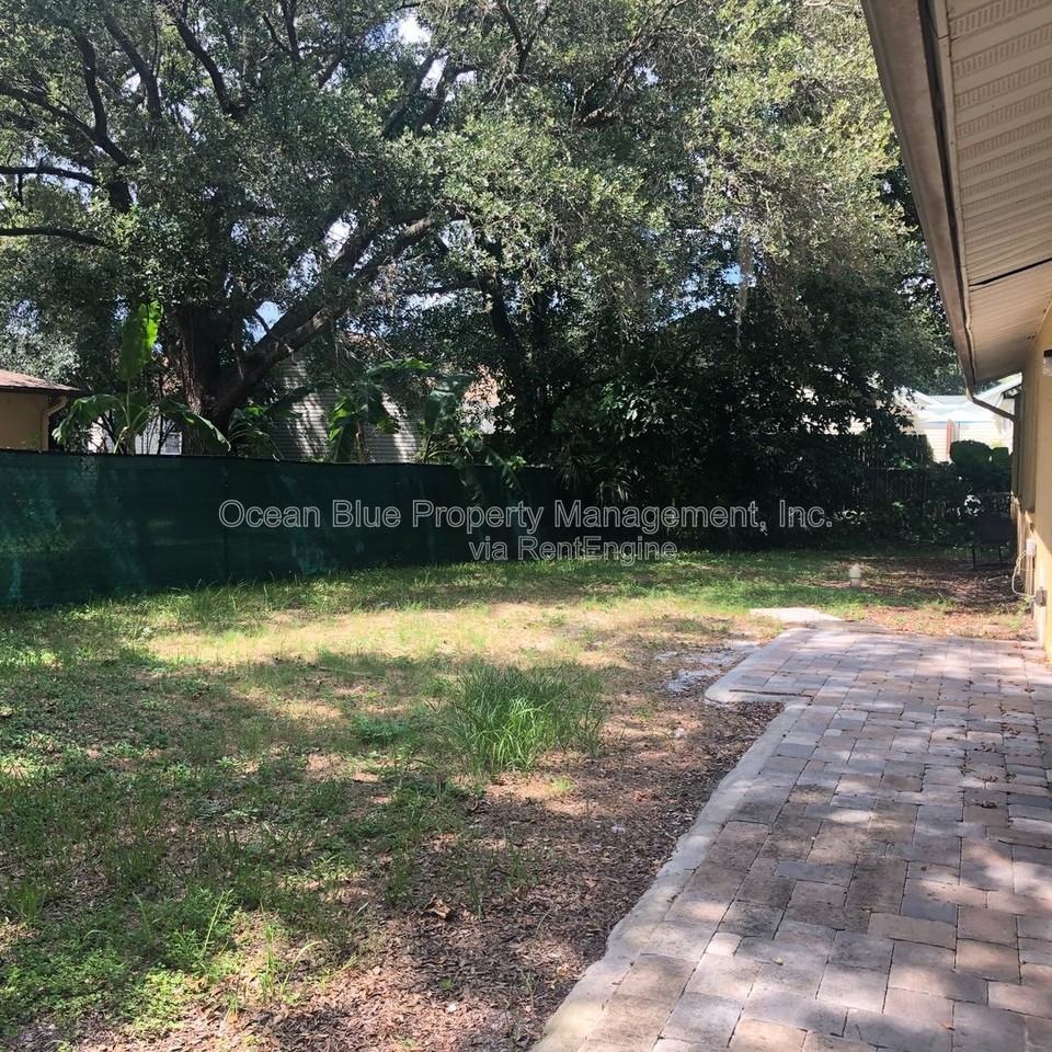 2255 19th St - Photo 2 of 19