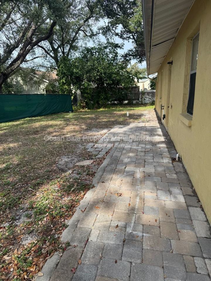 2255 19th St - Photo 3 of 19