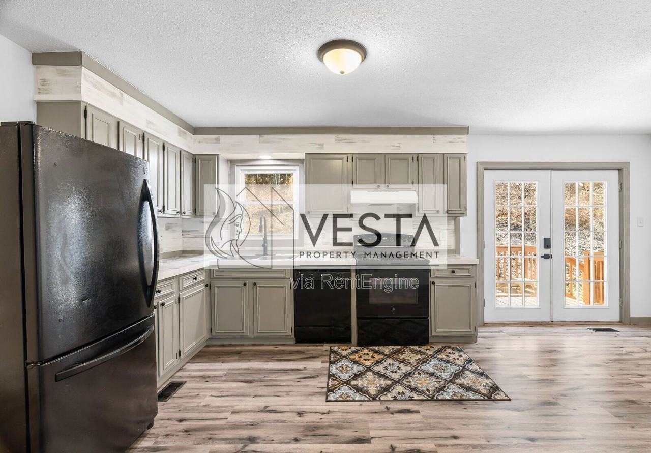 326 New Salem Rd - Photo 3 of 29