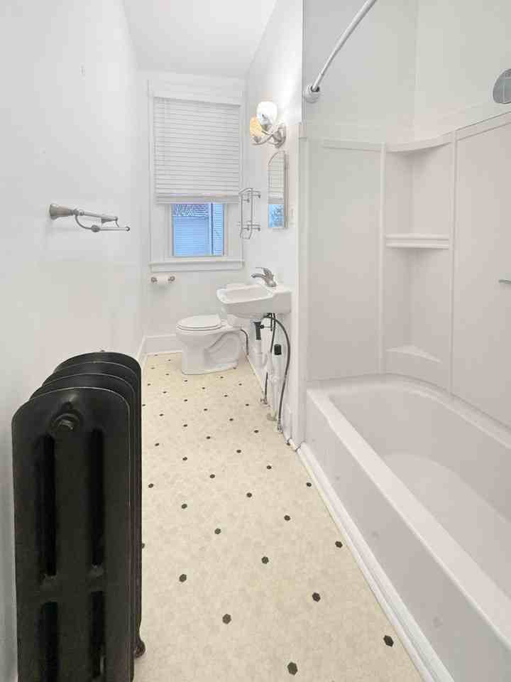 603 Franklin Ave #2 - Photo 4 of 5