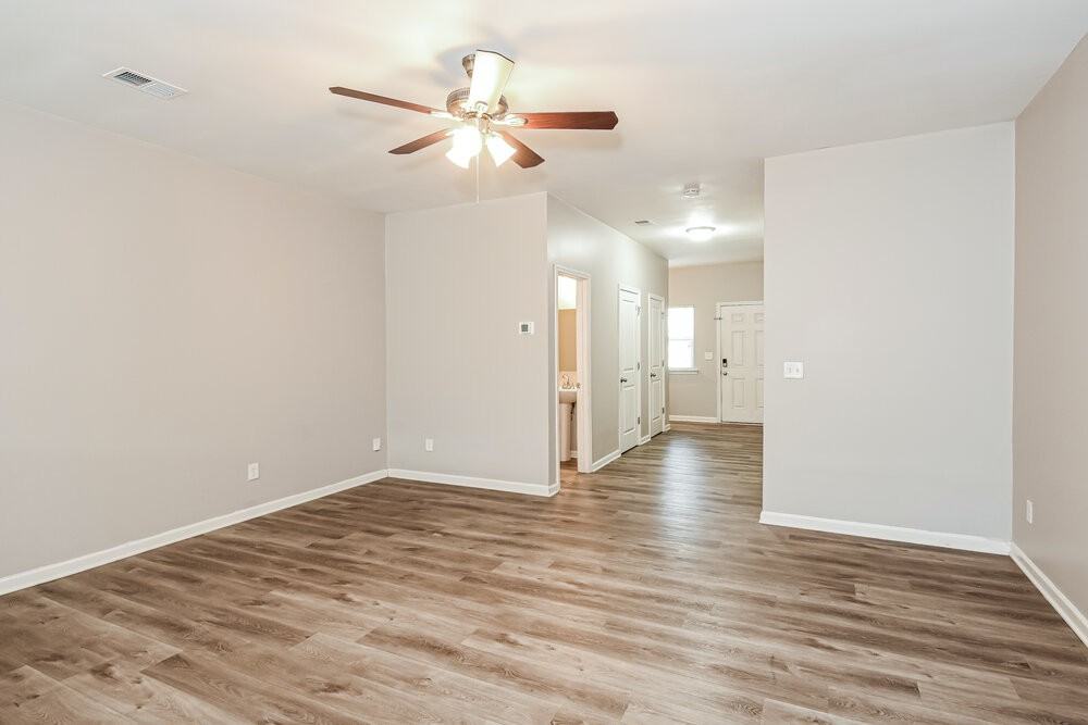 47 Trotter Ct - Photo 6 of 17