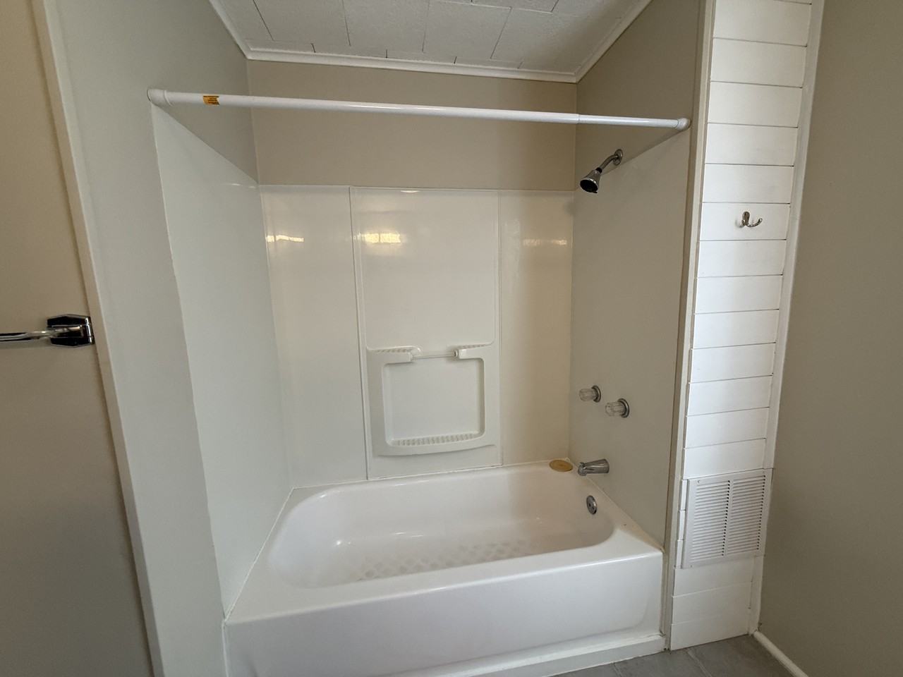 514 Fox St - Photo 5 of 13